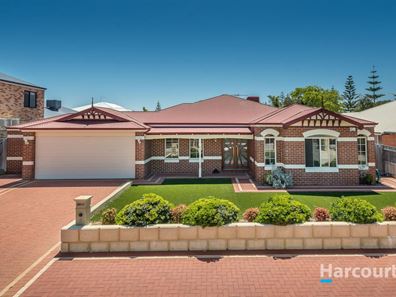 4 Marlborough Way, Quinns Rocks WA 6030