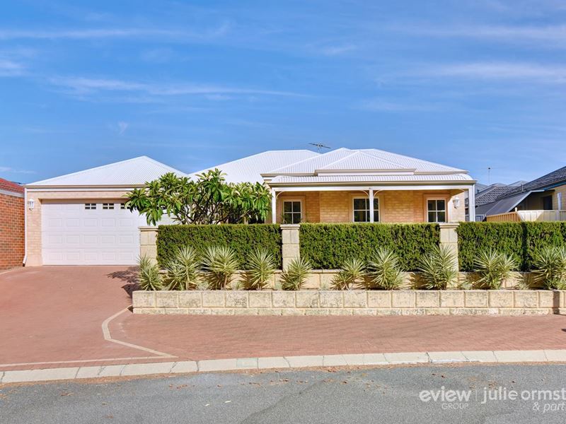 15 Roslin  Road, Wanneroo WA 6065