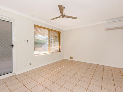 3 Biloxie Place, Warnbro WA 6169