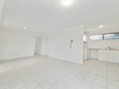 7/13-21 Dealy Close, Cannington WA 6107