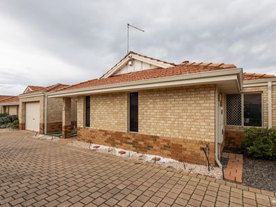 4/7 Shearwater Terrace, Ballajura WA 6066