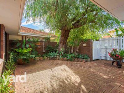 106B Petra Street, Bicton WA 6157