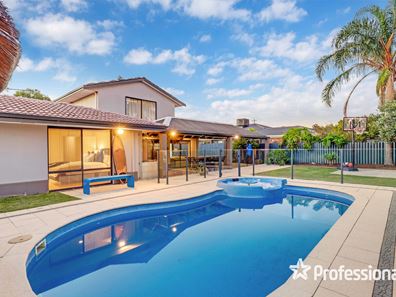 36 Sanderling Drive, Thornlie WA 6108