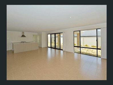 15 Alassio Pde, Secret Harbour WA 6173