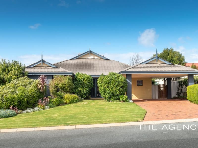 12 Dalzell Turn, Kinross WA 6028