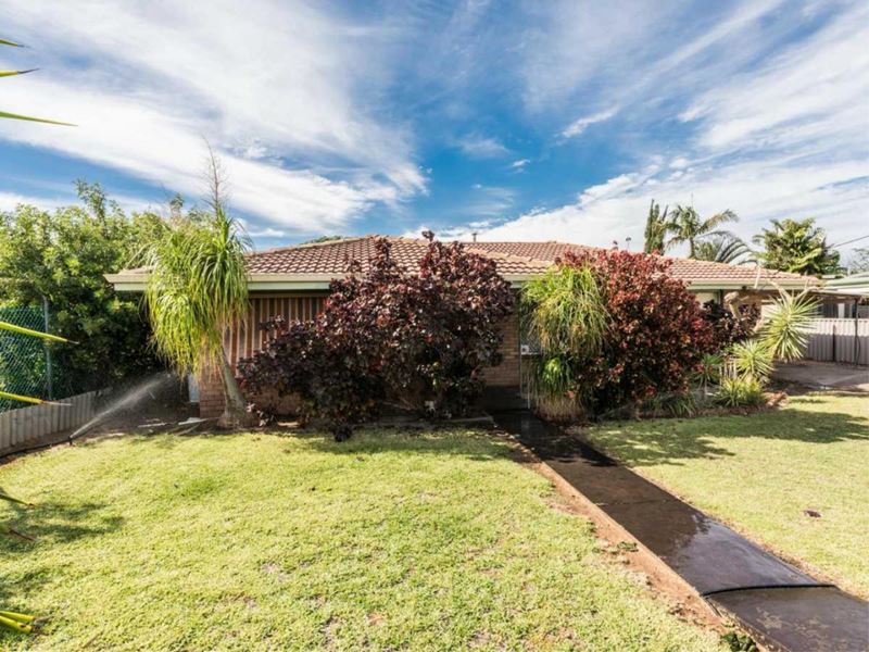 430 Chapman Road, Bluff Point