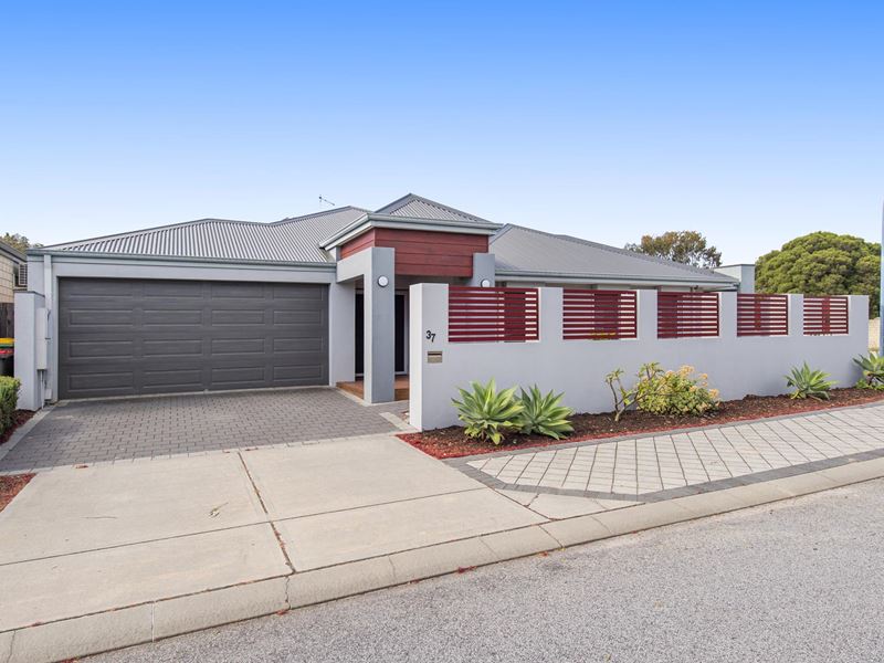 37 Roscoe Turn, Rockingham