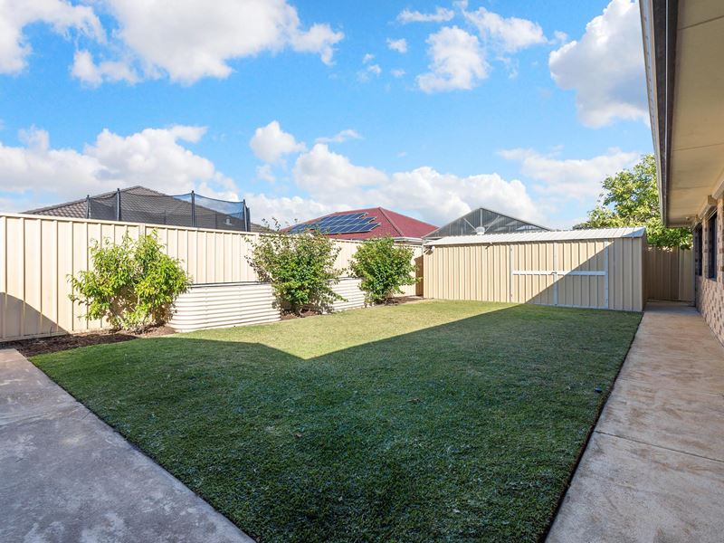 16 Formosa Pass, Canning Vale WA 6155