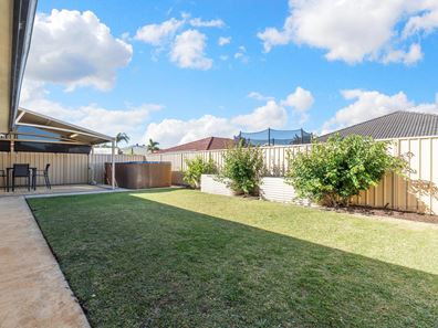 16 Formosa Pass, Canning Vale WA 6155