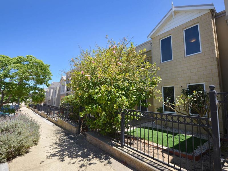20 Gaudi Way, Clarkson