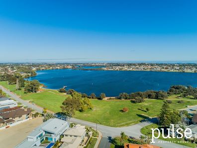 13 Nearwater Way, Shelley WA 6148