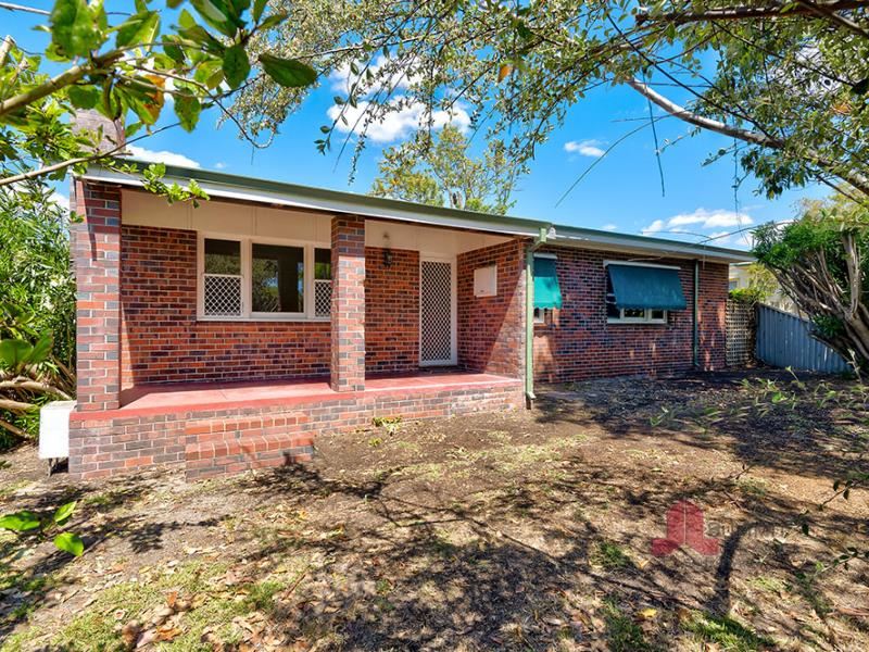 1 Woodrow  Street, Carey Park