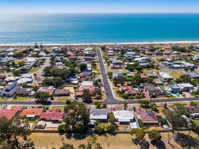 45 Perseus Road, Silver Sands WA 6210