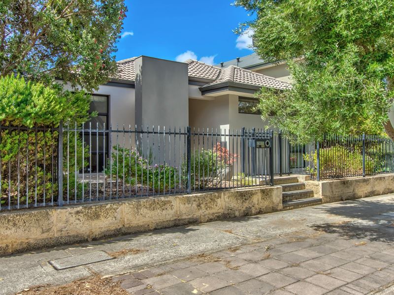 80 Waterfront Parkway, Shoalwater