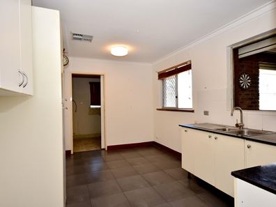12 Loughton Way, Balga WA 6061