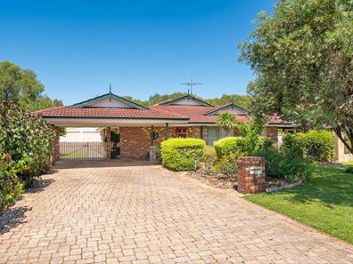 4 Aloe Court, West Busselton WA 6280