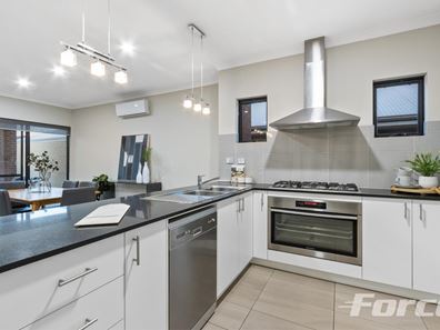 146 Suffolk Street, Caversham WA 6055