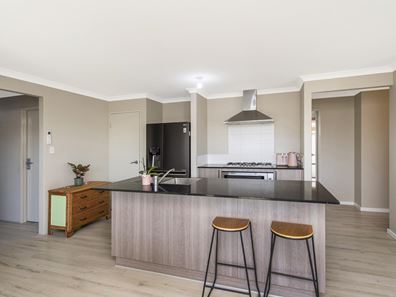 2 Maryland Way, Baldivis WA 6171