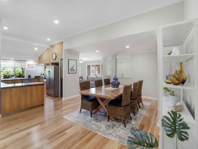 24 Stradbroke Place, Ballajura