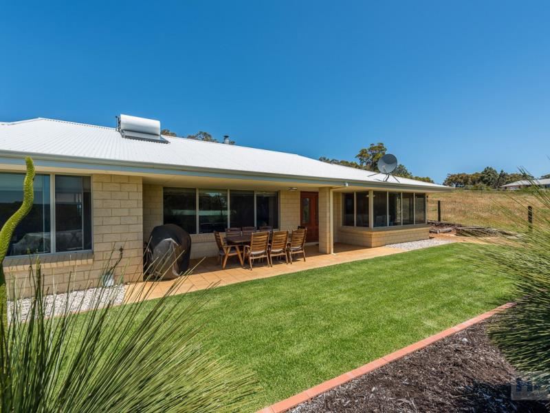 34 Citron Way, Lower Chittering