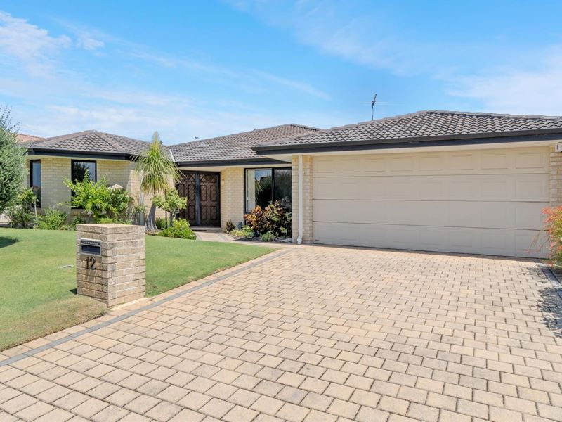 12 Nutbush Court, Thornlie