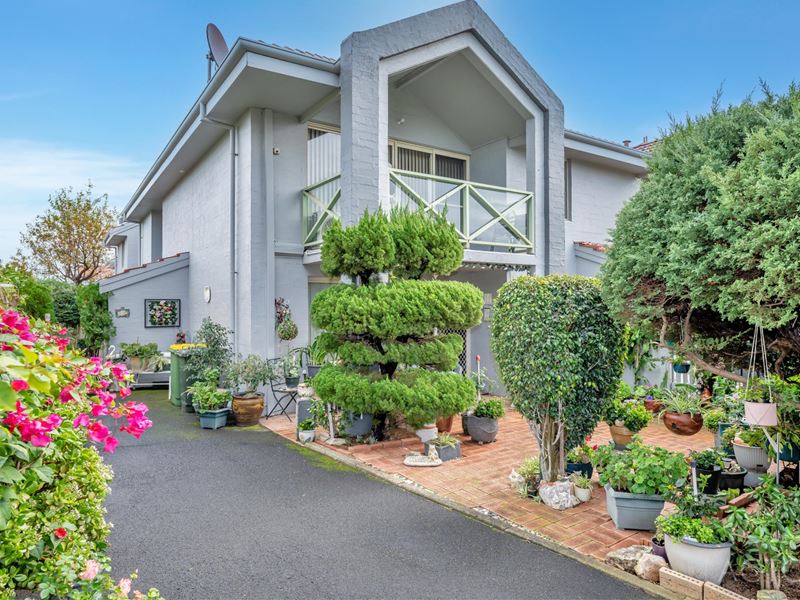 18/1-3 Hackett Street, Mandurah WA 6210