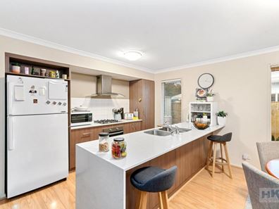 34 Harberton Parkway, Ellenbrook WA 6069