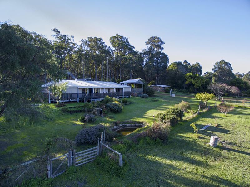 51 Johnston Road, Nannup WA 6275