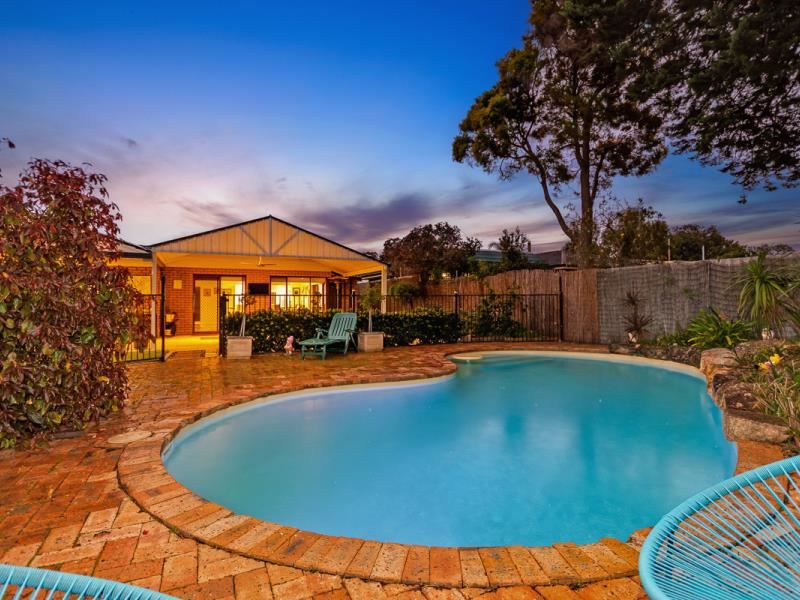 16 Cobine Way, Greenwood