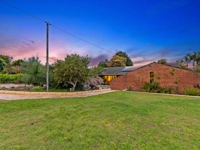 16 Cobine Way, Greenwood WA 6024