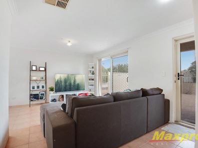 8/24 Hogarth Street, Cannington WA 6107