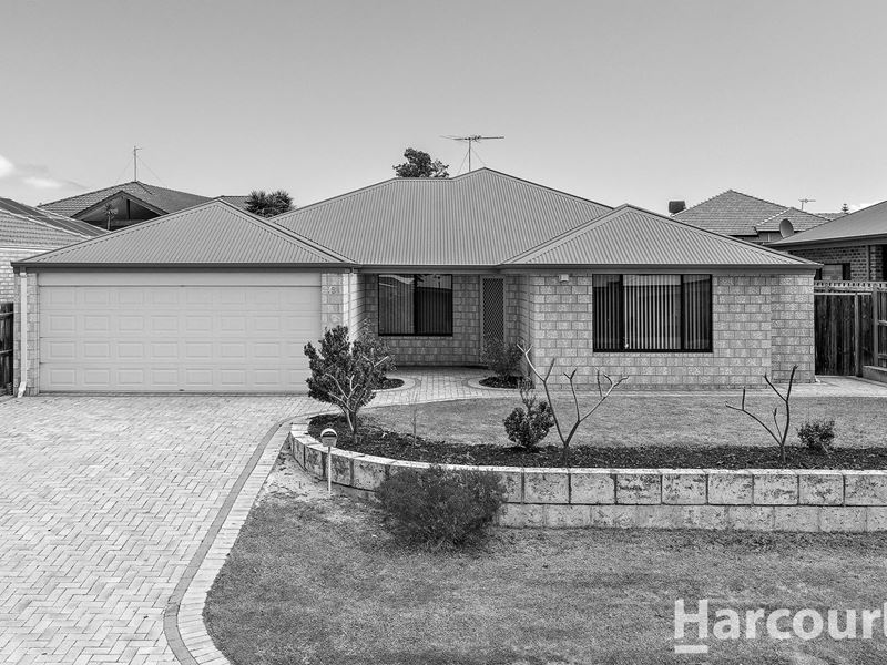 18 Grasshill Grange, Halls Head WA 6210