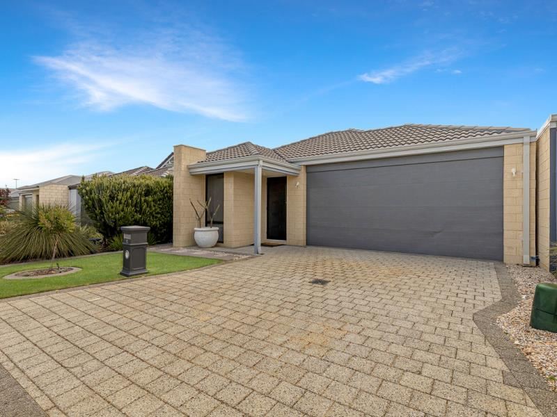 12 Fairfax Street, Hilbert