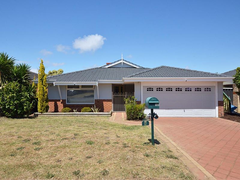 4 Cassano Boulevard, Clarkson WA 6030