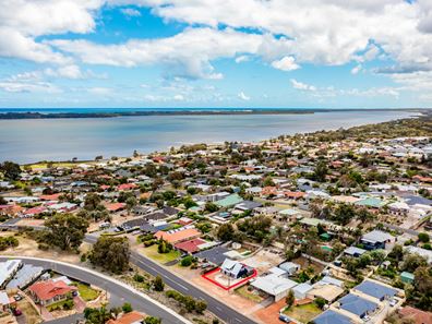 47A Paris  Road, Australind WA 6233