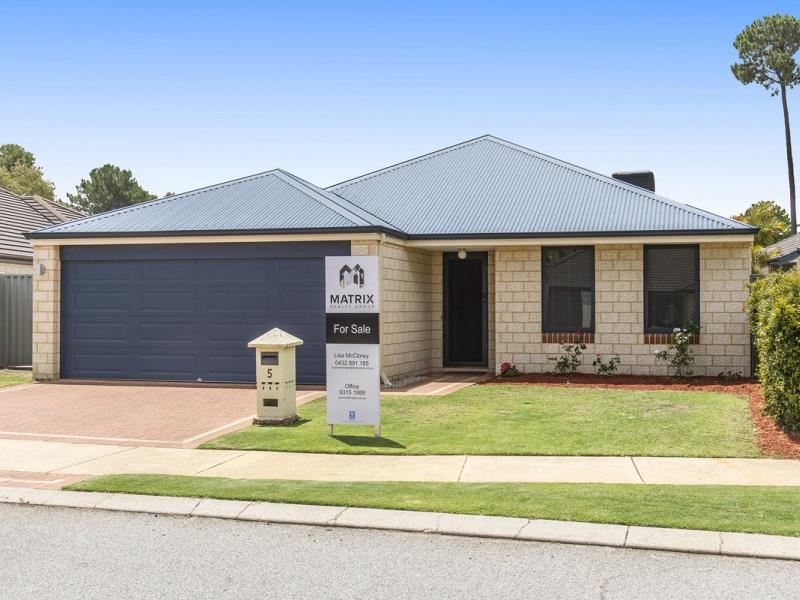 5 Chapel Way, Piara Waters