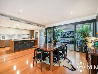 6 Bernier Rise, North Coogee WA 6163