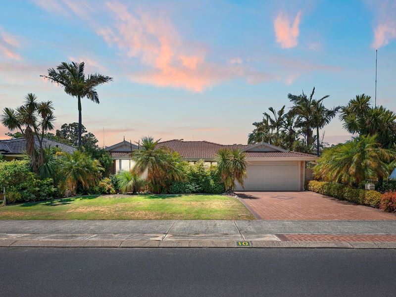10 Somerville Drive, College Grove