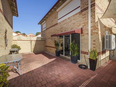 2/46 Gwenyfred Road, Kensington WA 6151