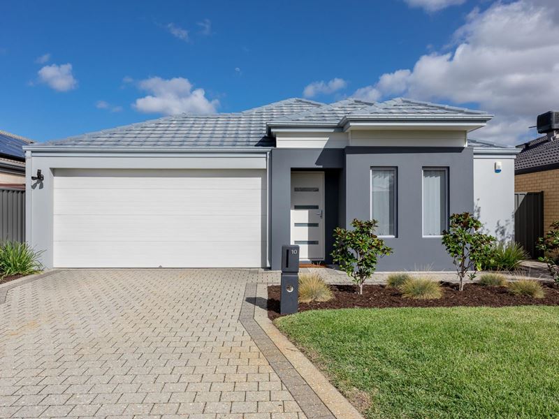 10 Maddox Street, Hilbert