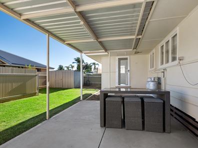 98 Killarney Street, Hannans WA 6430