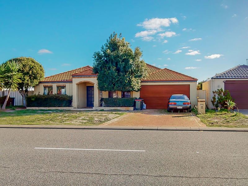 12 Brenchley Drive, Atwell