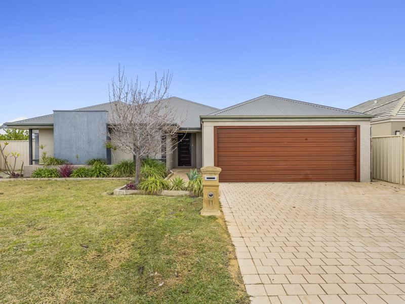 11 Coila Bend, Lakelands