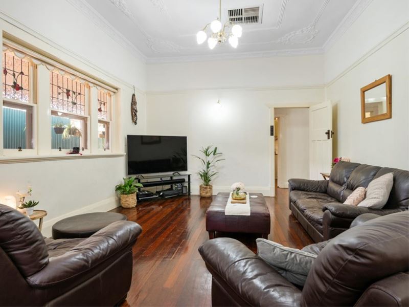 13 Cheetham Street, Kalgoorlie