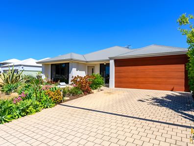 10 Eton Ct, Parmelia WA 6167