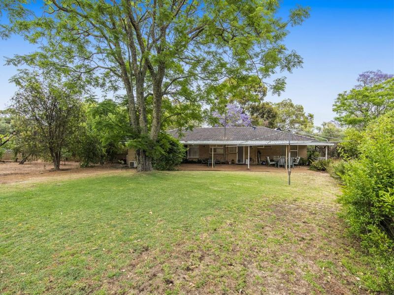 54 Glyde Road, Lesmurdie