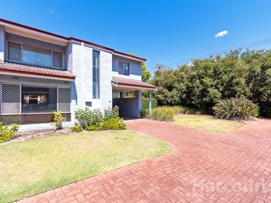 4/71 Tendring Way, Girrawheen WA 6064