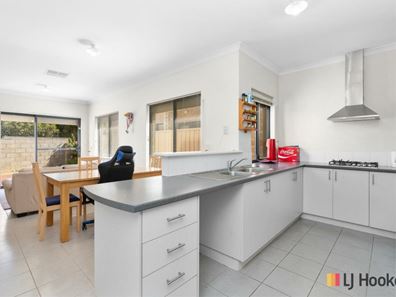 6/7 Crossville Way, Success WA 6164