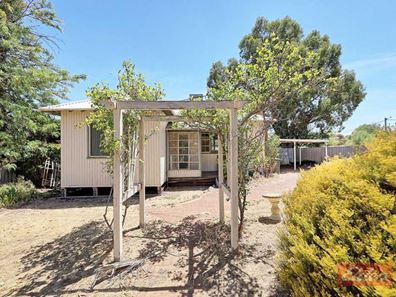 61 Fox Street, Narrogin WA 6312