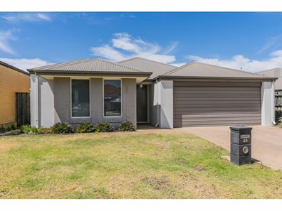 48 Gemstone Parade, Wellard WA 6170